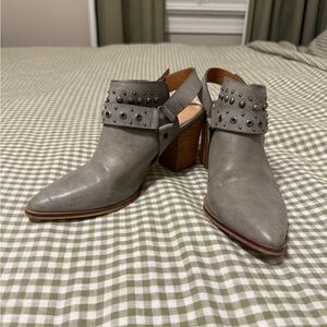Gray Studded Women's Heeled Shoes